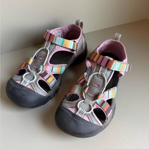 KEEN kids sandal